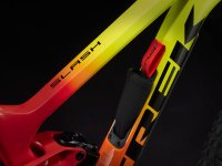 Trek Slash 9.9 XTR M 29 Radioactive Coral to Yellow Fad