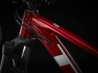 Trek Marlin 6 XL 29 Rage Red to Dnister Black Fade