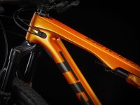 Trek Supercaliber 9.7 L Factory Orange/Lithium Grey