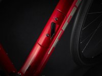 Trek Domane SL 6 AXS 62 Crimson/Trek Black