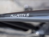 Trek Allant+ 5 M Solid Charcoal