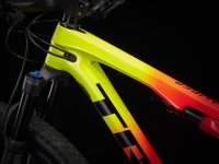 Trek Supercaliber 9.8 XT L Radioactive Yellow to Coral