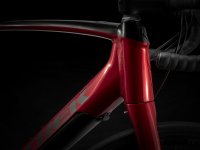 Trek Domane + ALR 58 Crimson Red/Trek Black