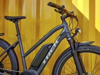 Trek Allant+ 5 Stagger L Solid Charcoal