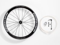 Bontrager Hinterrad Bontrager Aeolus Comp 5 TLR White/Anthra